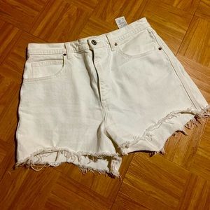 Abercrombie & Fitch Mom Short